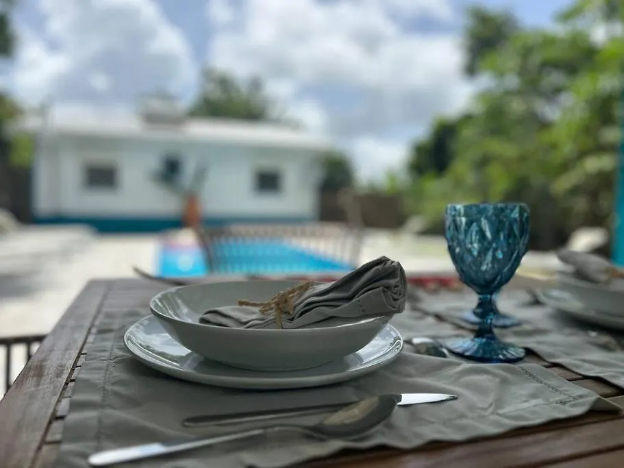 Дом отдыха Villa Yaka - Logement Cosy Guinee-Fleury